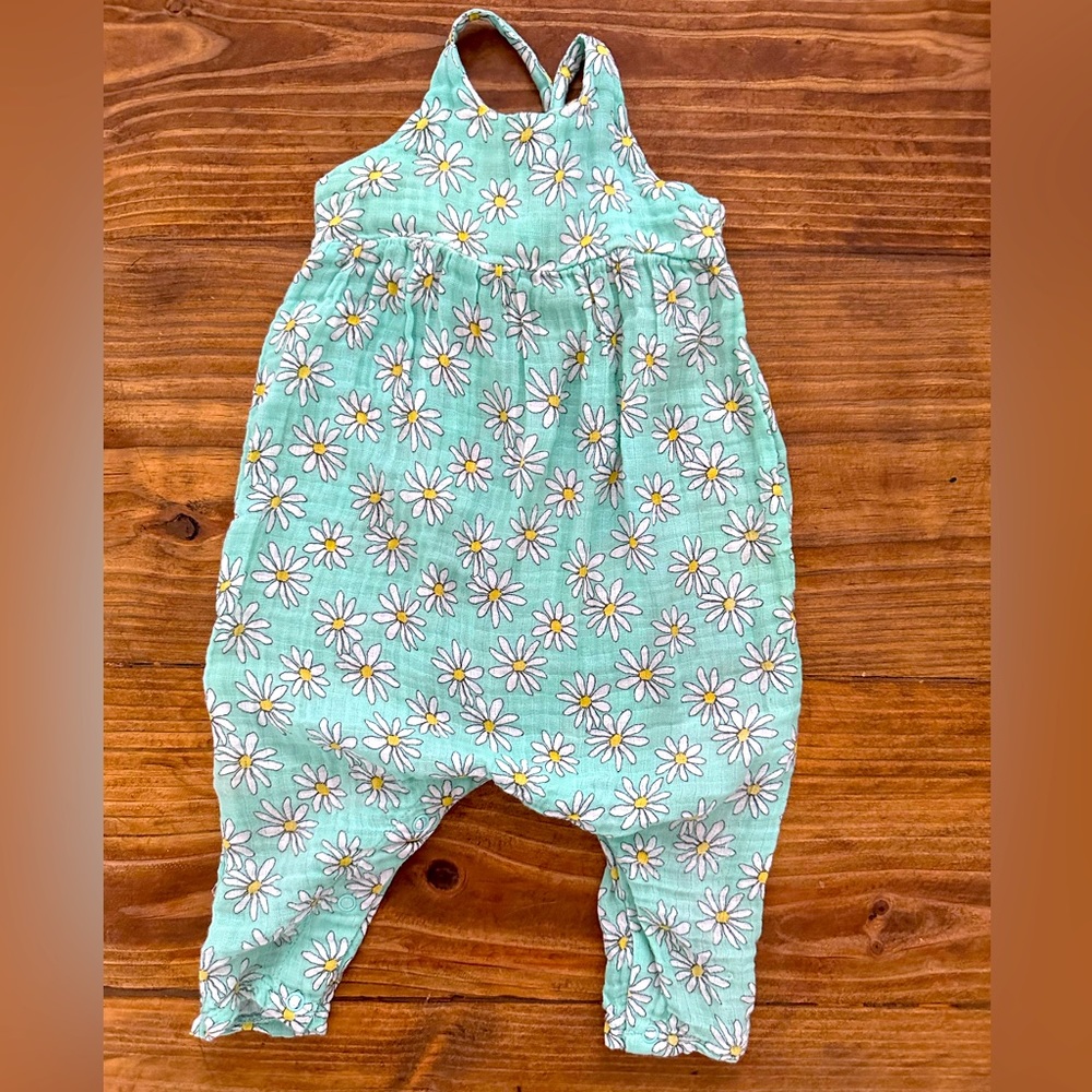 Angel Dear Flower Power Tie Back Romper SZ 12-18 months
